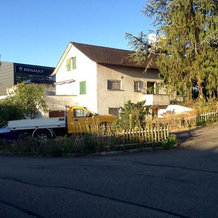 Baselhostel Fullinsdorf Zewnętrze zdjęcie
