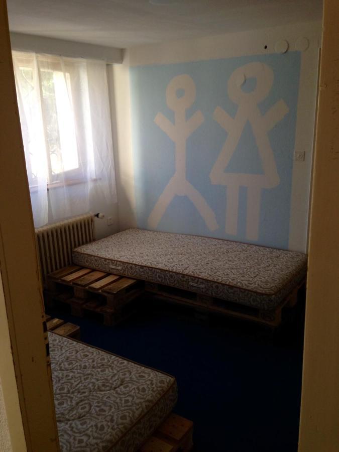 Baselhostel Fullinsdorf Zewnętrze zdjęcie